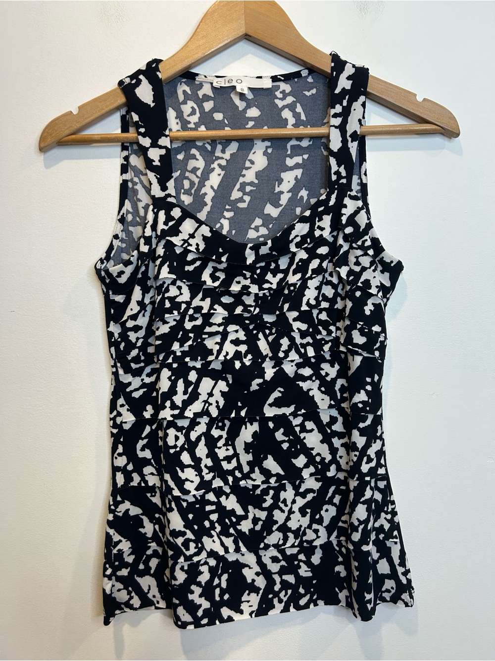 Cleo Ruffle Tiered Abstract Pattern Tank Top Sleeveless Black White